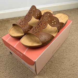 Easy Spirit Brixton 3 Womens 9M Brown Comfort Slip-on Wedge Sandals NEW